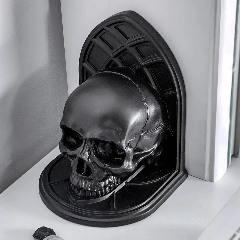 KILLSTAR Skull Bookeneds